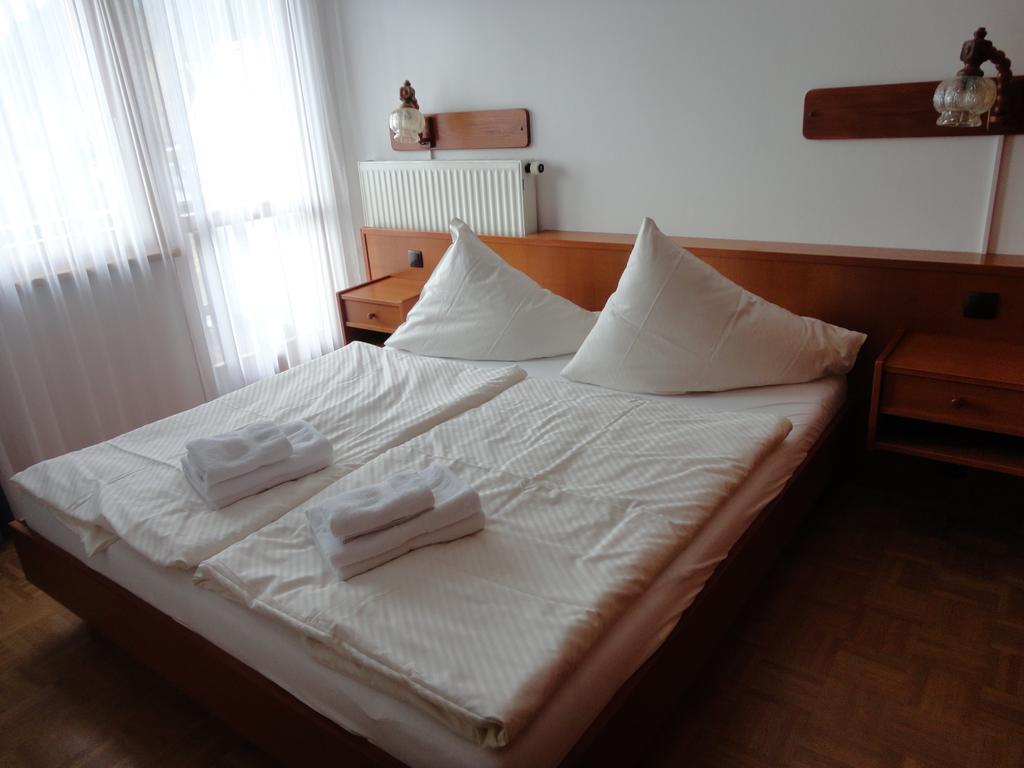 Panoramablickhotel - Lakeview Apartments Annenheim Cameră foto