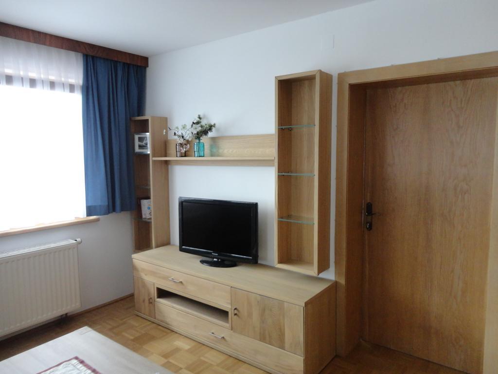 Panoramablickhotel - Lakeview Apartments Annenheim Cameră foto