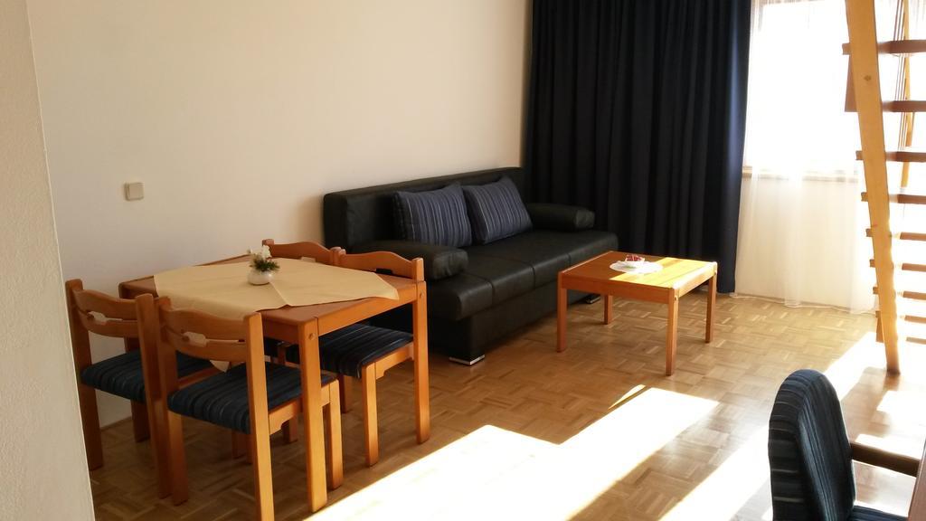Panoramablickhotel - Lakeview Apartments Annenheim Cameră foto
